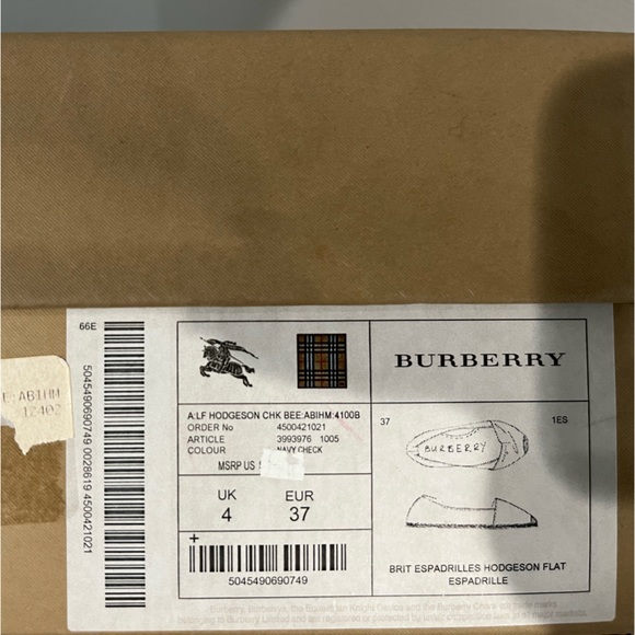 Burberry BRIT ESPADRILLES HODGESON FLAT
ESPADRILLE - Picture 3 of 4